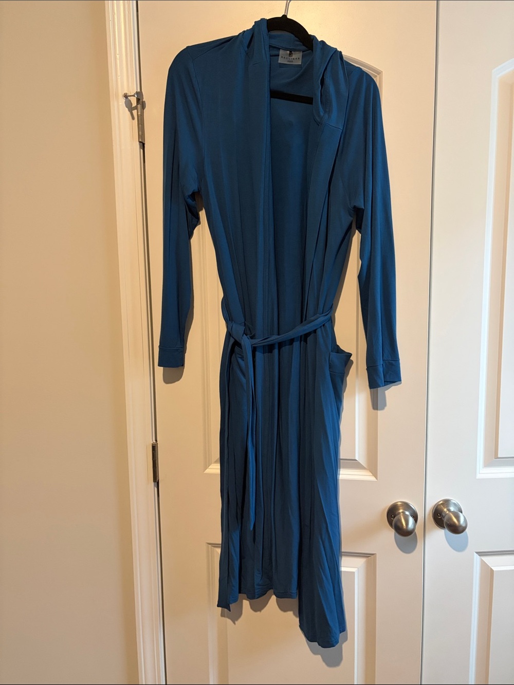 Recliner Women's Blue Long Sleeve Hooded Robe with Belt